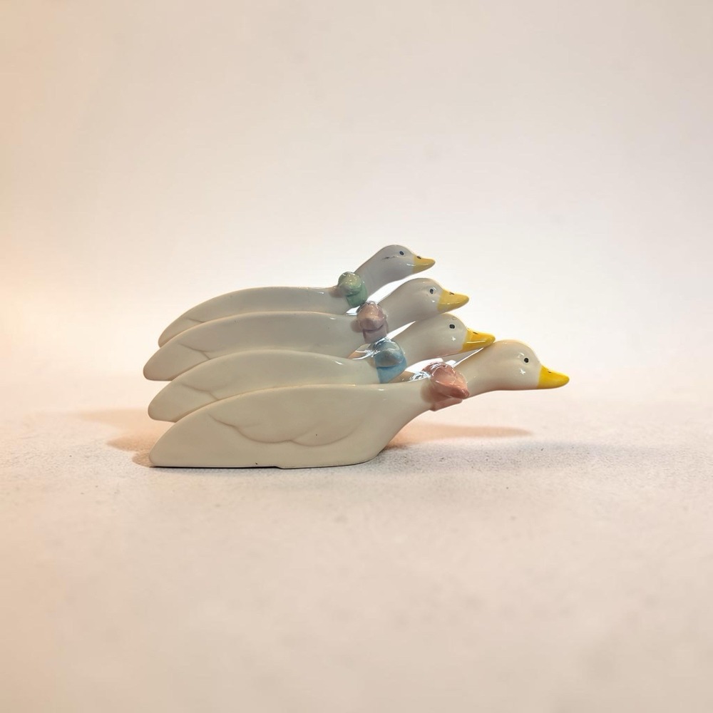 Vintage 4 Geese Measuring Scoops